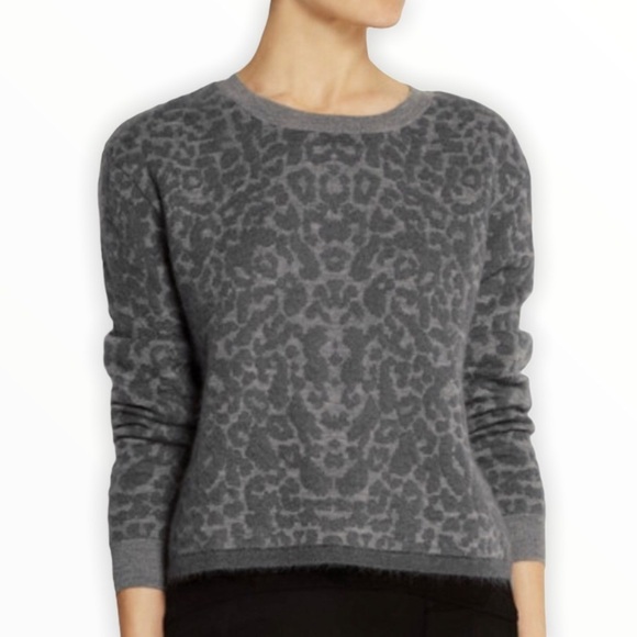 MCQ ALEXANDER MCQUEEN Leopard Mohair Sweater - Picture 2 of 9